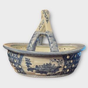 Bombay Co. Vintage Porcelain Blue White Reticulated‎ Basket Weave Floral Basket